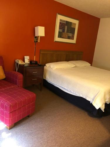 Afbeelding uit fotogalerij van Coronado Motel & RV Park in Lindsborg