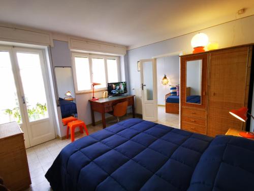 Кровать или кровати в номере Casa Farella B&B in mini Apartments Altamura x Matera