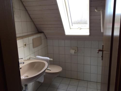 See-Hotel Storchenmuehle tesisinde bir banyo