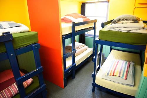 Portree Independent Hostelにあるベッド