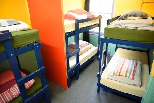 Portree Independent Hostelにあるベッド
