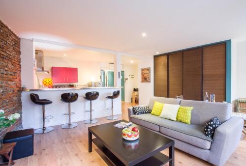 Rosa Bonheur by Cocoonr