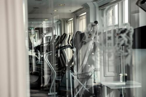 Fitness centrum a/nebo fitness zařízení v ubytování InterContinental Amstel Amsterdam by IHG