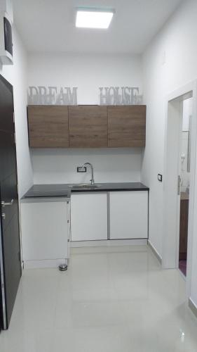 Η κουζίνα ή μικρή κουζίνα στο Dream House