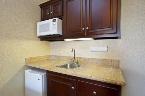 Gallery image of Holiday Inn Express Hotel & Suites Anderson, an IHG Hotel in Anderson