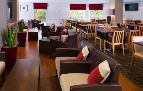 Holiday Inn Express Droitwich Spa by IHGにあるシーティングエリア