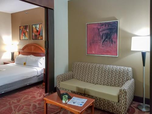 オレンジ・シティにあるHoliday Inn Express Hotel & Suites Orange City - Deltona, an IHG Hotelのギャラリーの写真