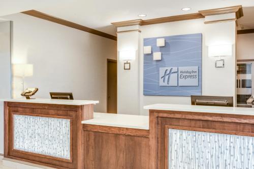 Holiday Inn Express Hotel & Suites Bethlehem, an IHG Hotel