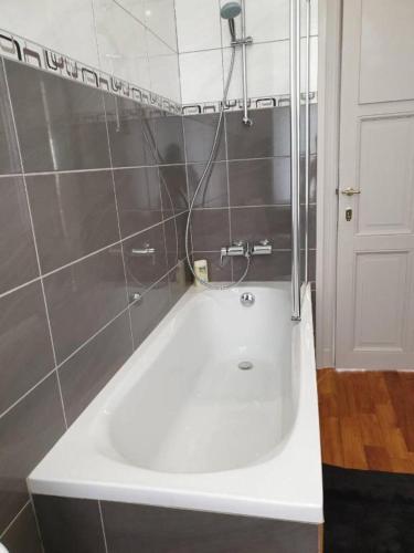 Un baño de BAAN SIAM
