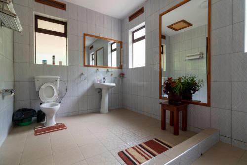 
A bathroom at Rushaga Gorilla Lodge
