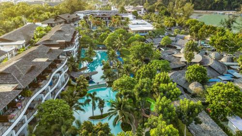 Pohľad z vtáčej perspektívy na ubytovanie Holiday Ao Nang Beach Resort, Krabi - SHA Extra Plus