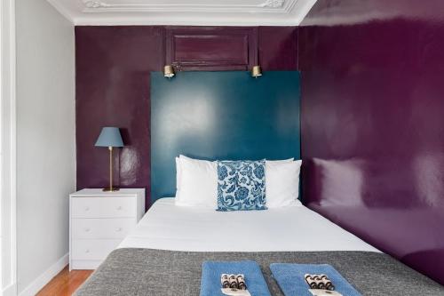 Avenida da Liberdade Area, Bright and Newly Renovated 2 Bedroom Apartment, Lisbon Historical Center