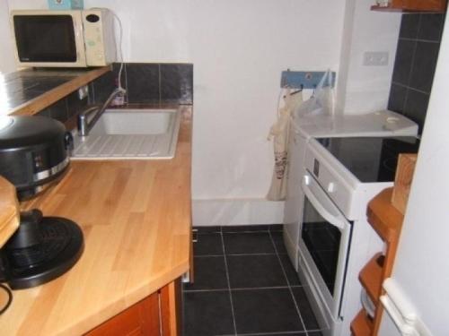 Photo de la galerie de l'établissement Maison rénovée 3 pièces, 4 couchages, plage et port à proximité, Noirmoutier-en-l'Île - FR-1-224B-4, à Noirmoutier-en-l'lle