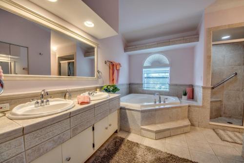 Phòng tắm tại Villa Sunset Cape Coral