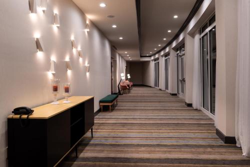 Holiday Inn & Suites Orlando - I-Drive - Theme Parks by IHG photo 45