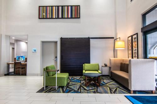 Imagen de la galería de Holiday Inn Express & Suites - Indianapolis Northwest, an IHG Hotel, en Indianápolis