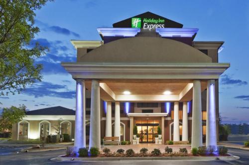 a rendering of the front of a hotel at Holiday Inn Express & Suites Midwest City by IHG in Midwest City