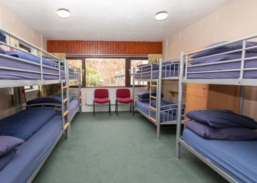 เตียงสองชั้นในห้องที่ Torridon Youth Hostel