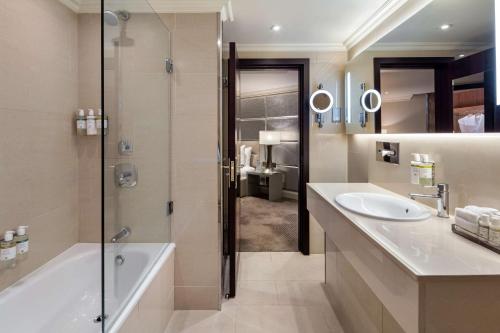 Radisson Blu Edwardian Mercer Street Hotel, London