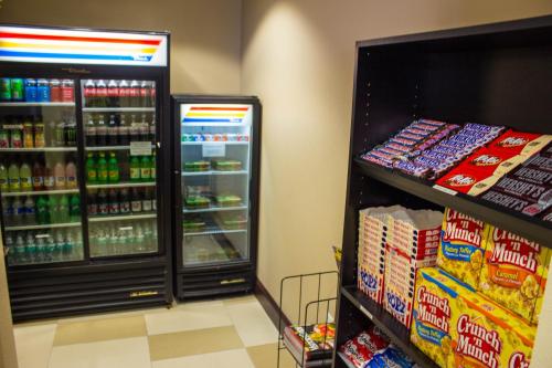 Galeriebild der Unterkunft Holiday Inn Express & Suites Havelock Northwest New Bern by IHG in Havelock