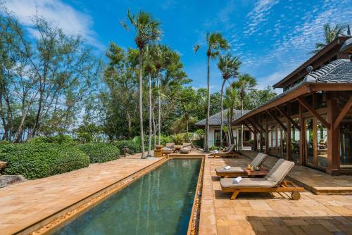 Bazén v ubytování JW Marriott Phuket Resort and Spa nebo v jeho okolí