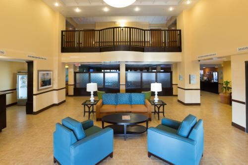 Holiday Inn Express Hotel & Suites Jacksonville Airport, an IHG Hotel Image