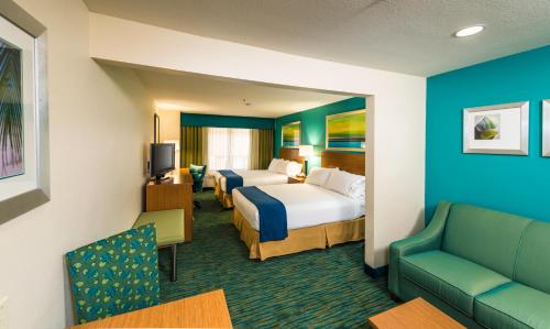 Kuvagallerian kuva majoituspaikasta Holiday Inn Express Hotel & Suites Jacksonville-Blount Island, an IHG Hotel, joka sijaitsee kohteessa Jacksonville