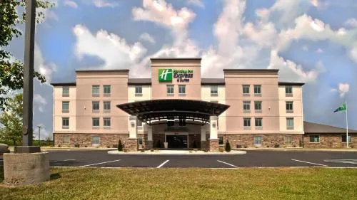 Holiday Inn Express & Suites Evansville North by IHG in Evansville