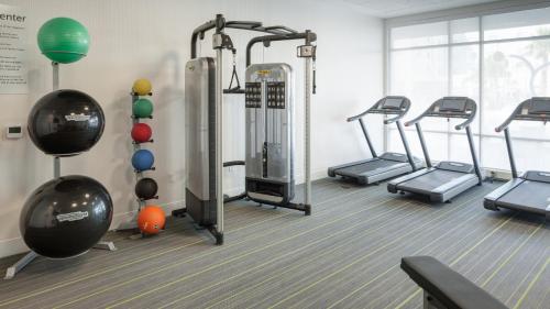 Holiday Inn Express & Suites Orlando At SeaWorld by IHG - With Free Shuttle Service to SeaWorld Parks photo 35