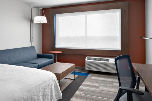 Elkhorn的住宿－Holiday Inn Express & Suites - Elkhorn - Lake Geneva Area, an IHG Hotel，相簿中的一張相片