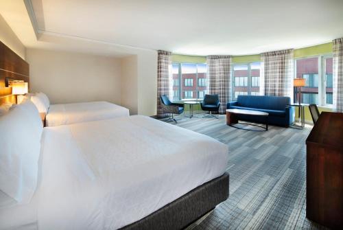 Gallery image of Holiday Inn Express Hotel & Suites Fisherman's Wharf, an IHG Hotel in San Francisco