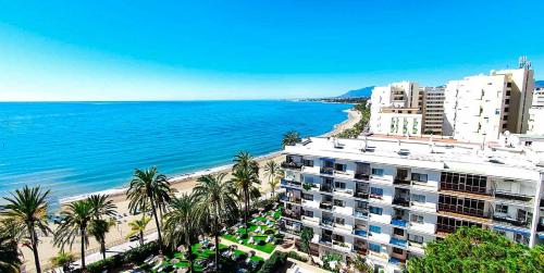 Skol 701. One Bedroom Duplex with Exceptional Sea Views.
