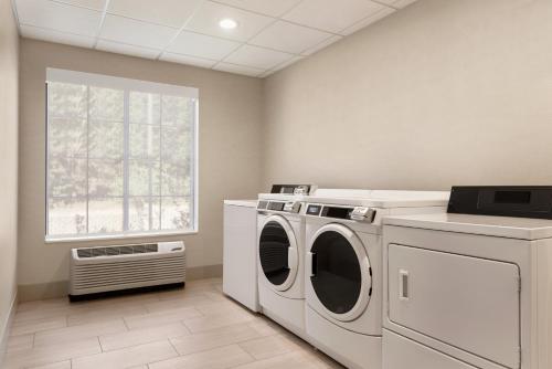 Φωτογραφία από το άλμπουμ του Holiday Inn Express Hotel & Suites McAlester by IHG σε McAlester