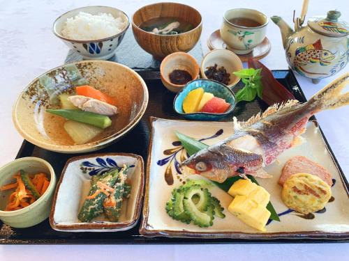 Jídlo v rezortu nebo okolí