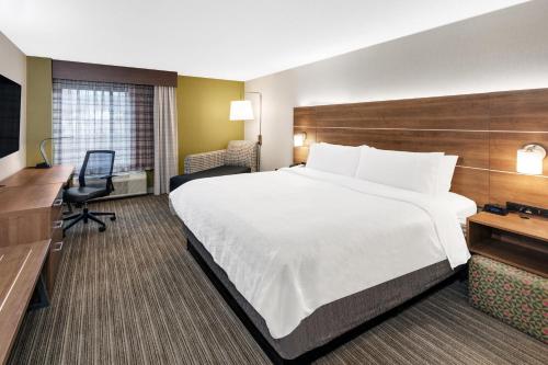 Afbeelding uit fotogalerij van Holiday Inn Express Hotel & Suites Providence-Woonsocket, an IHG Hotel in Woonsocket