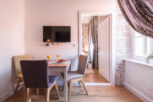 The Saint Blaise Swanky Heritage