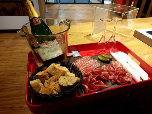 Bebidas en ibis Aurillac