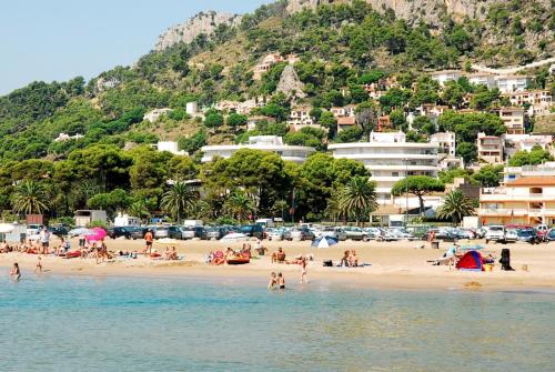 MEDES PARK I 2-7