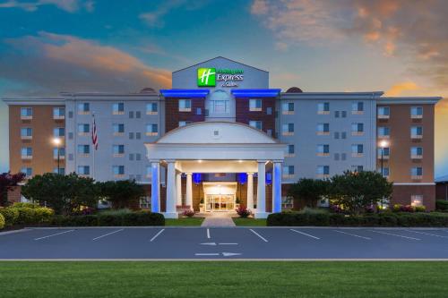 Holiday Inn Express Hotel and Suites Petersburg - Fort Lee, an IHG Hotel,  Petersburg – Updated 2023 Prices