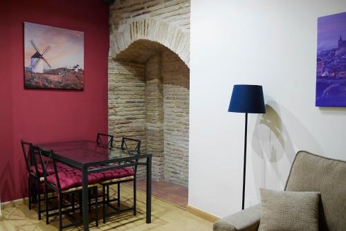 Afbeelding uit fotogalerij van Apartamento El Arco in Toledo