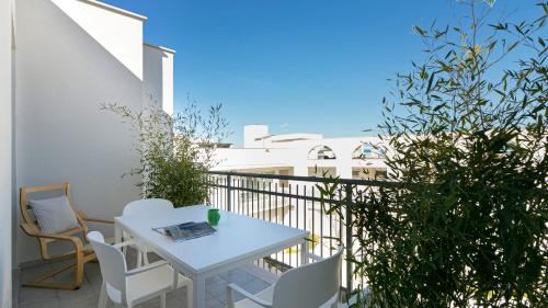 Balkoni atau teres di Rivazzurra Homes - B