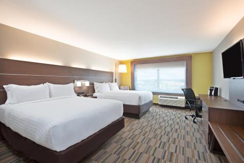 Afbeelding uit fotogalerij van Holiday Inn Express & Suites Uniontown, an IHG Hotel in Uniontown