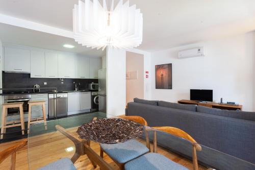 FLH Liberdade Contemporary Flat