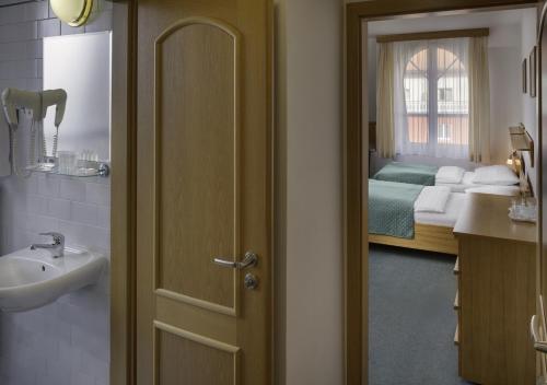 Koupelna v ubytování Hotel Otar