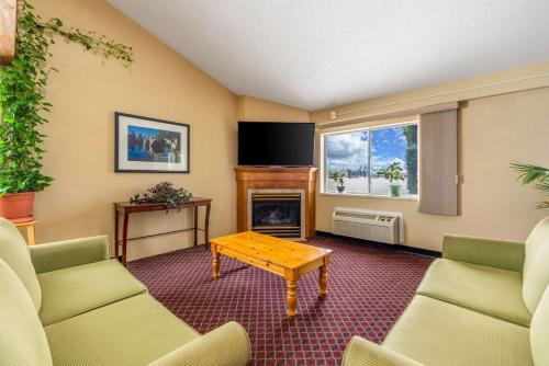 Rodeway Inn – Photos 2