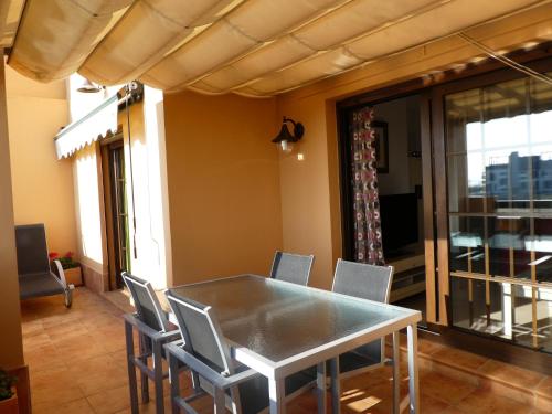 Afbeelding uit fotogalerij van Apartamento primera linea Isla Canela in Isla Canela