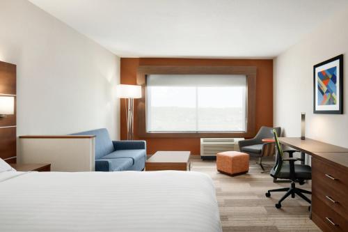 Gallery image of Holiday Inn Express & Suites Duluth North - Miller Hill, an IHG Hotel in Hermantown
