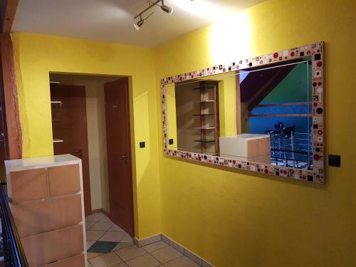 Una televisión o centro de entretenimiento en Espace Cosmos