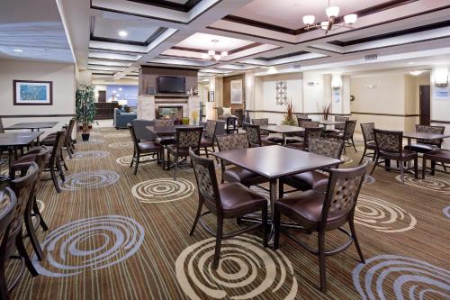 Restaurace v ubytování Holiday Inn Express & Suites Richfield by IHG