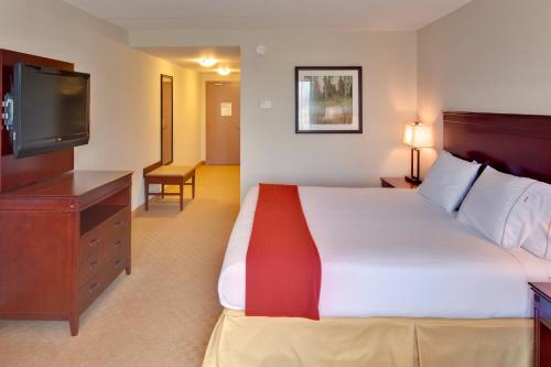 صورة لـ Holiday Inn Express Hotel & Suites Brockville, an IHG Hotel في بروكفيل